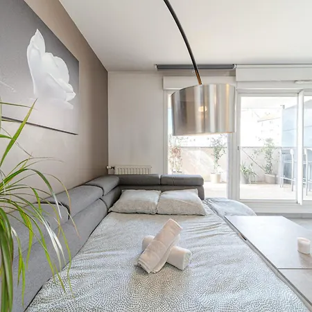Chez Edouard Spacious 6 People Gratte Ciel Villeurbanne Exterior photo