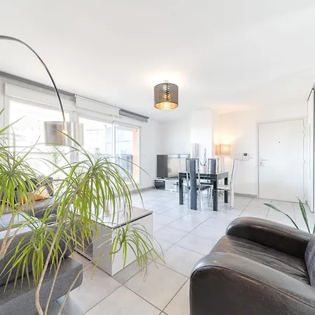 Chez Edouard Spacious 6 People Gratte Ciel Villeurbanne Exterior photo