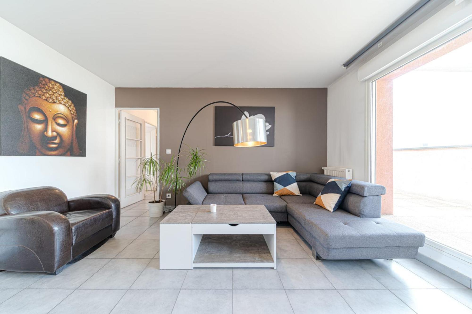 Chez Edouard Spacious 6 People Gratte Ciel Apartment Villeurbanne
