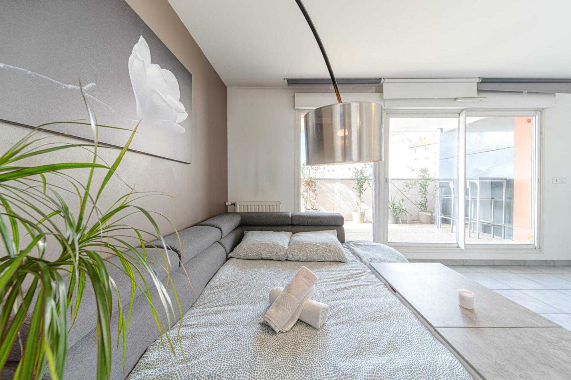 Apartment Chez Edouard Spacious 6 People Gratte Ciel Villeurbanne